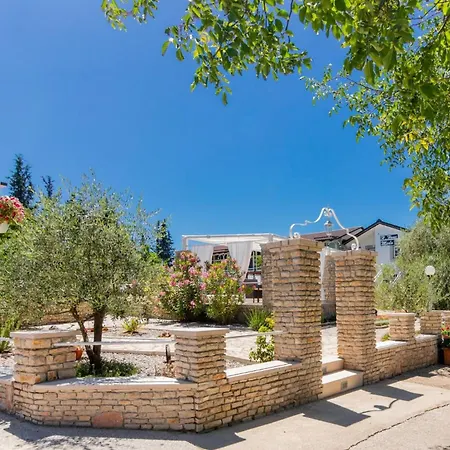 Holiday home Medo Drinovci